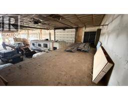 700 9 Highway, Hanna, AB T0J1P0 Photo 17
