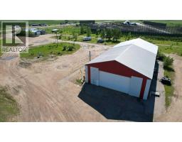 700 9 Highway, Hanna, AB T0J1P0 Photo 8