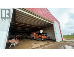 700 9 Highway, Hanna, AB T0J1P0 Photo 11
