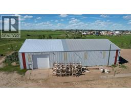 700 9 Highway, Hanna, AB T0J1P0 Photo 7