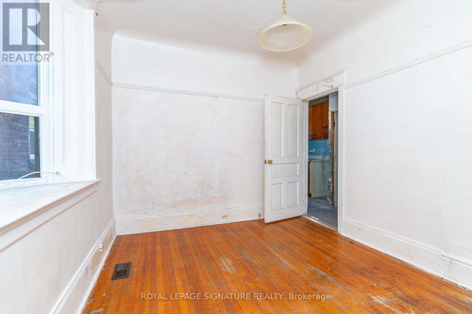 290 MARGUERETTA STREET - 10