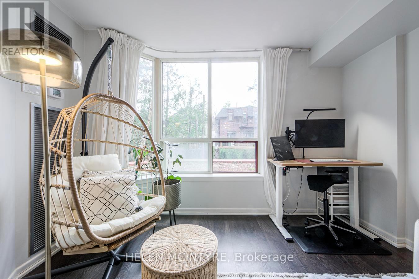#222 955 MILLWOOD ROAD - 16