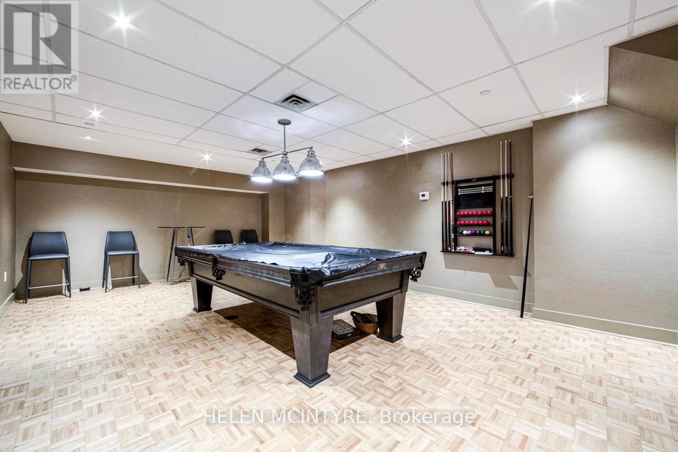 #222 955 MILLWOOD ROAD - 33
