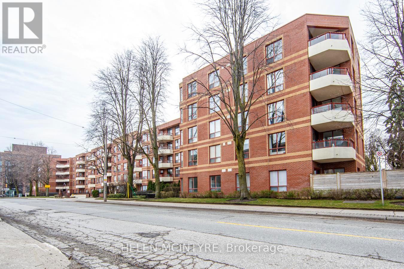 #222 955 MILLWOOD ROAD - 37