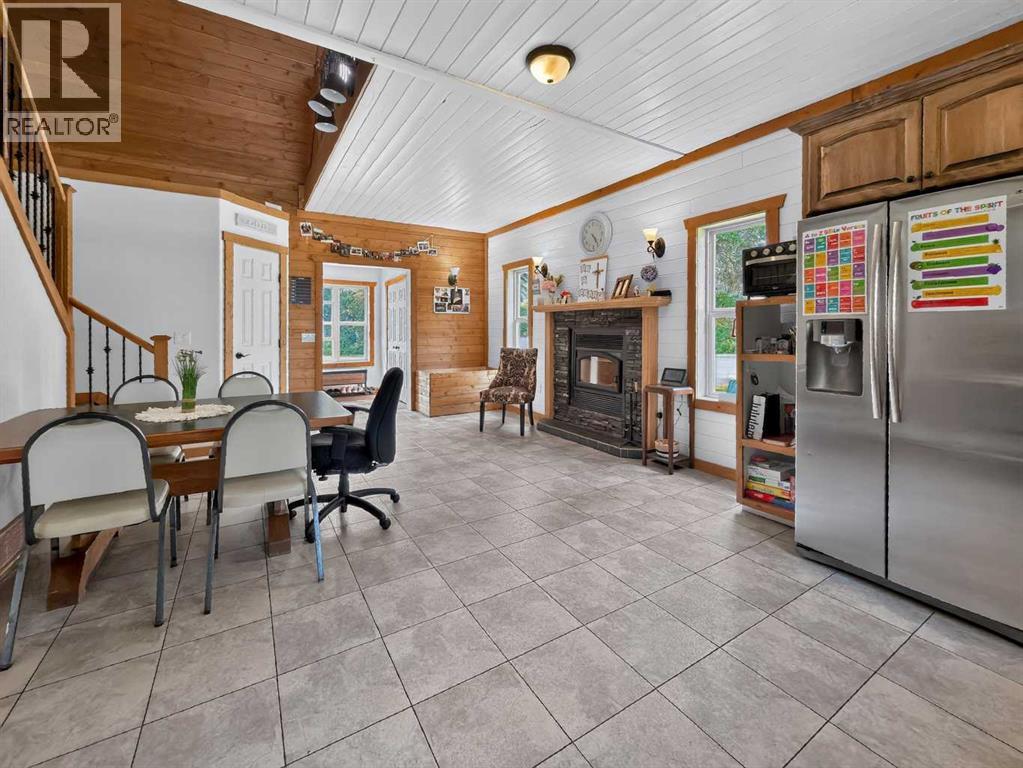 106065 Highway 697 - 18