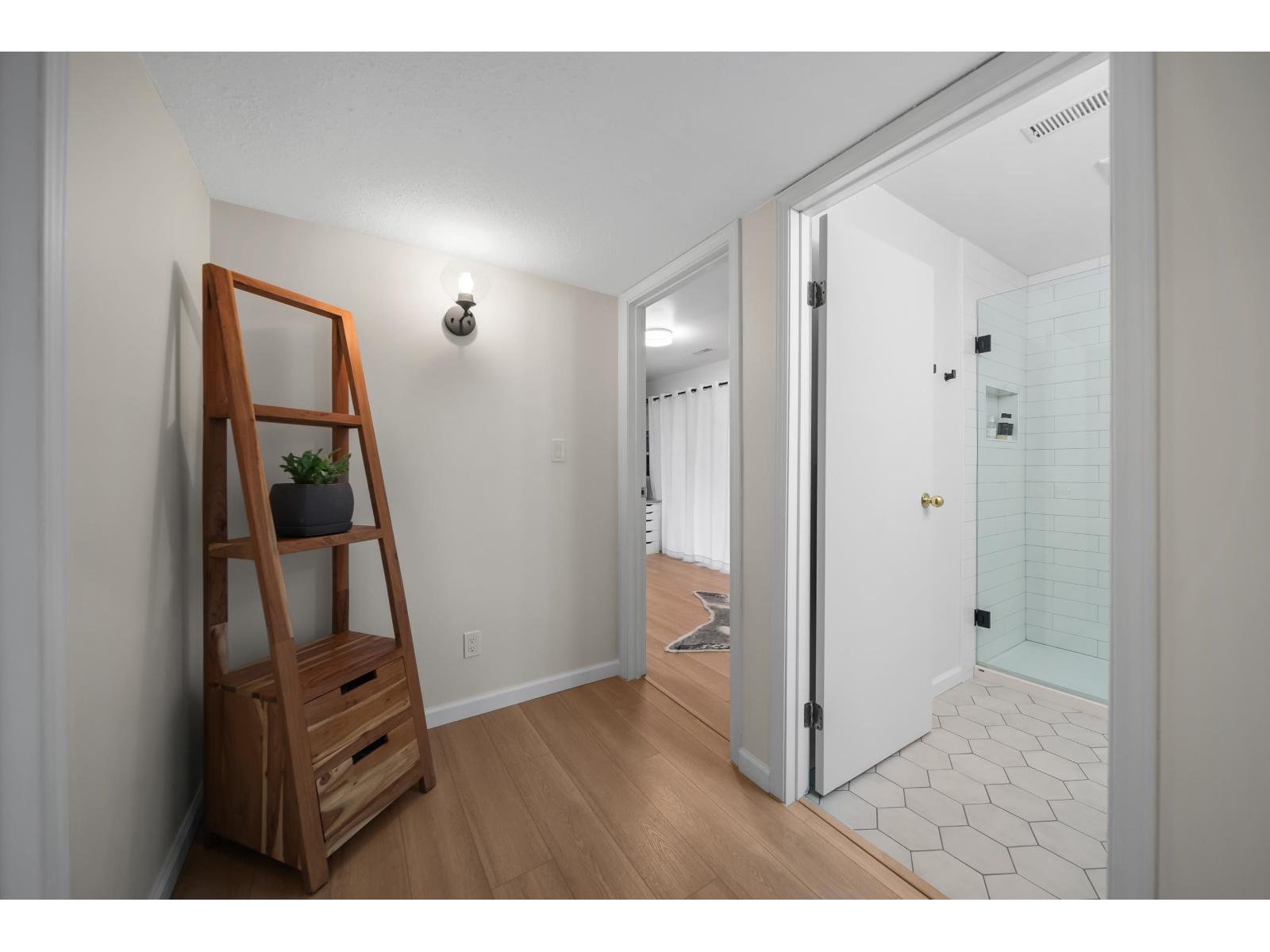 35061 HIGH DRIVE, Abbotsford