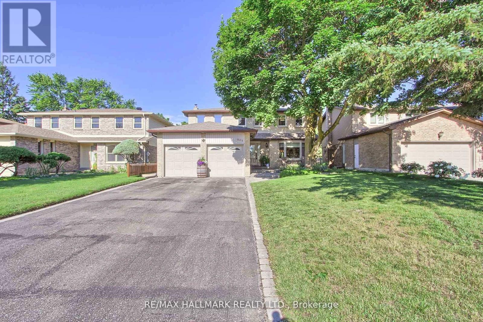 865 ARNOLD CRESCENT - 4