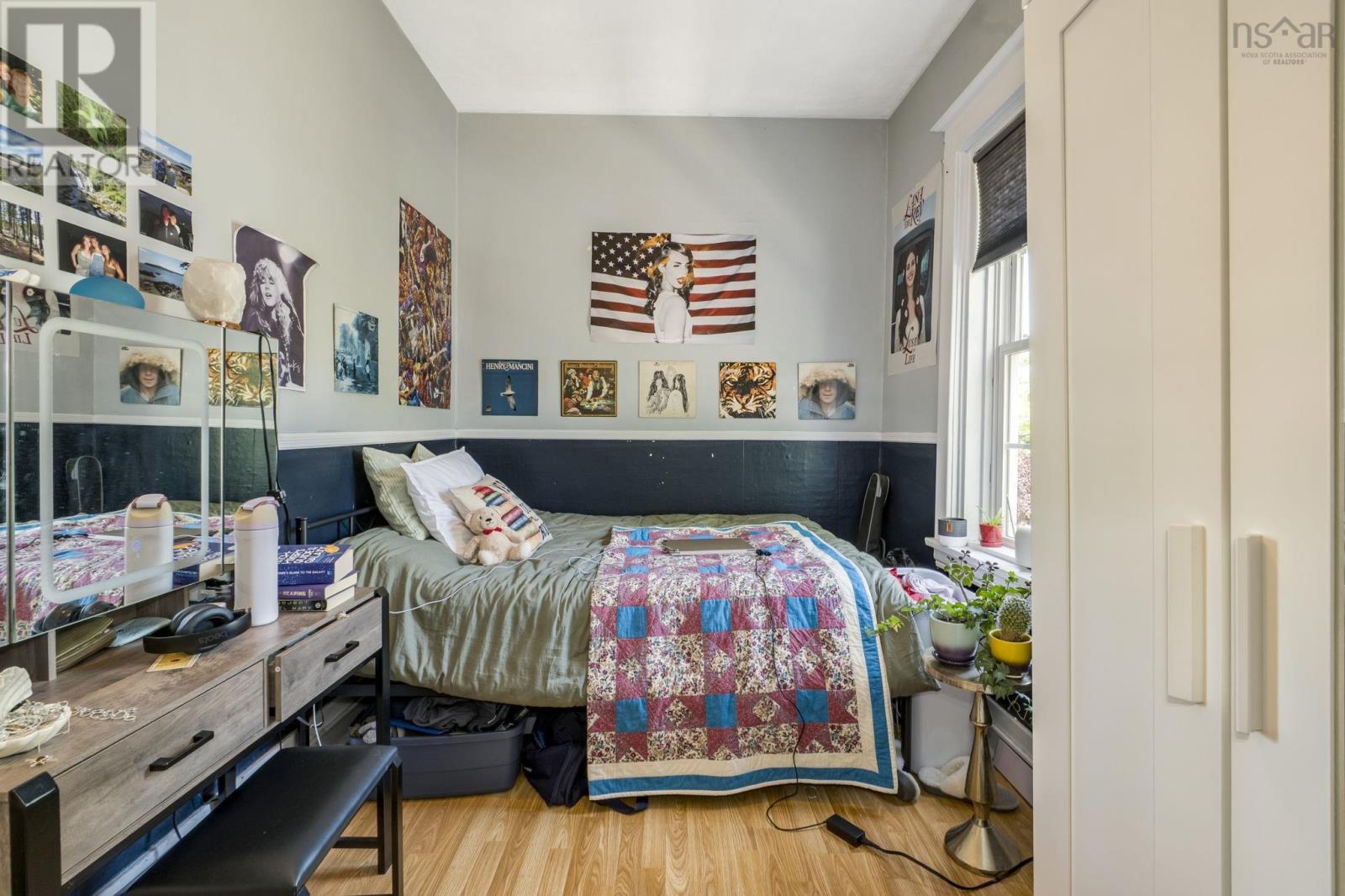 1672/1676 Chestnut Street - 14