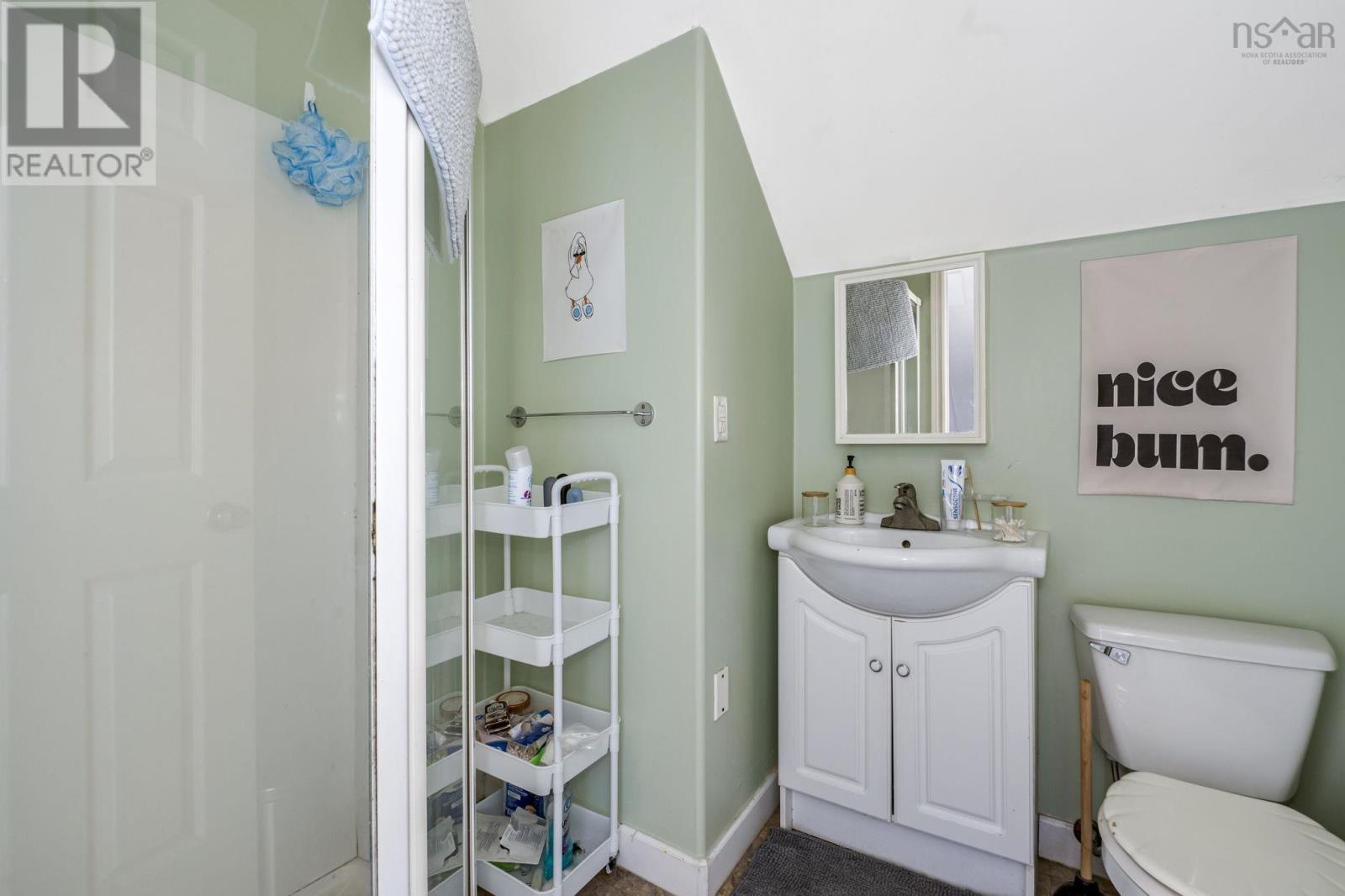 1672/1676 Chestnut Street - 23