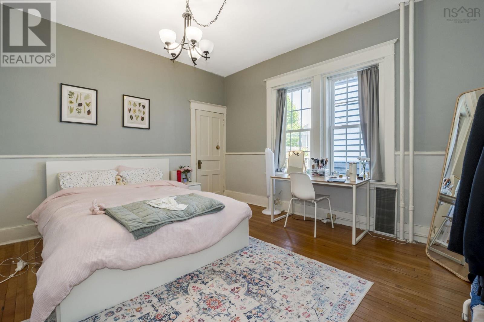 1672/1676 Chestnut Street - 24
