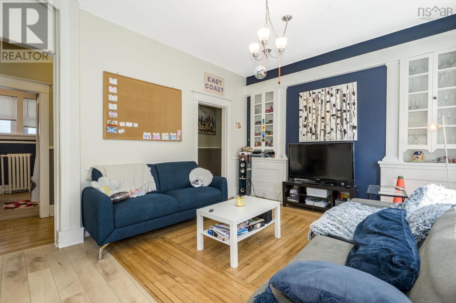 1672/1676 Chestnut Street - 30