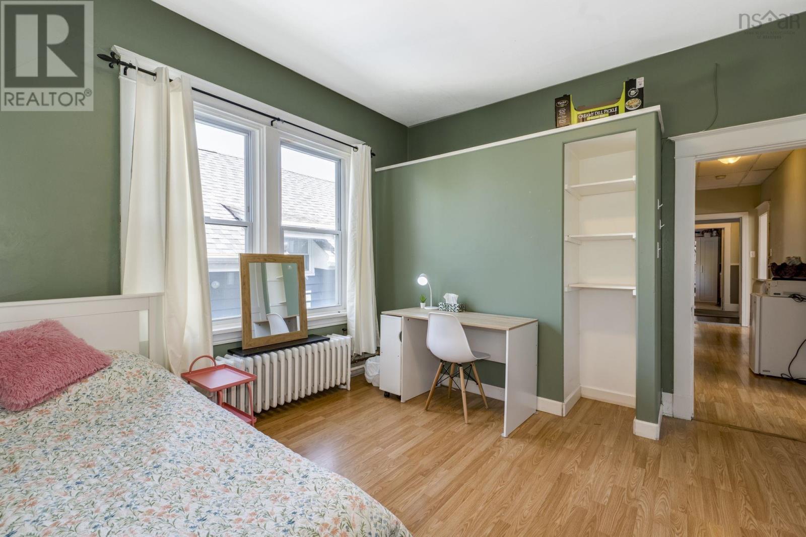 1672/1676 Chestnut Street - 8