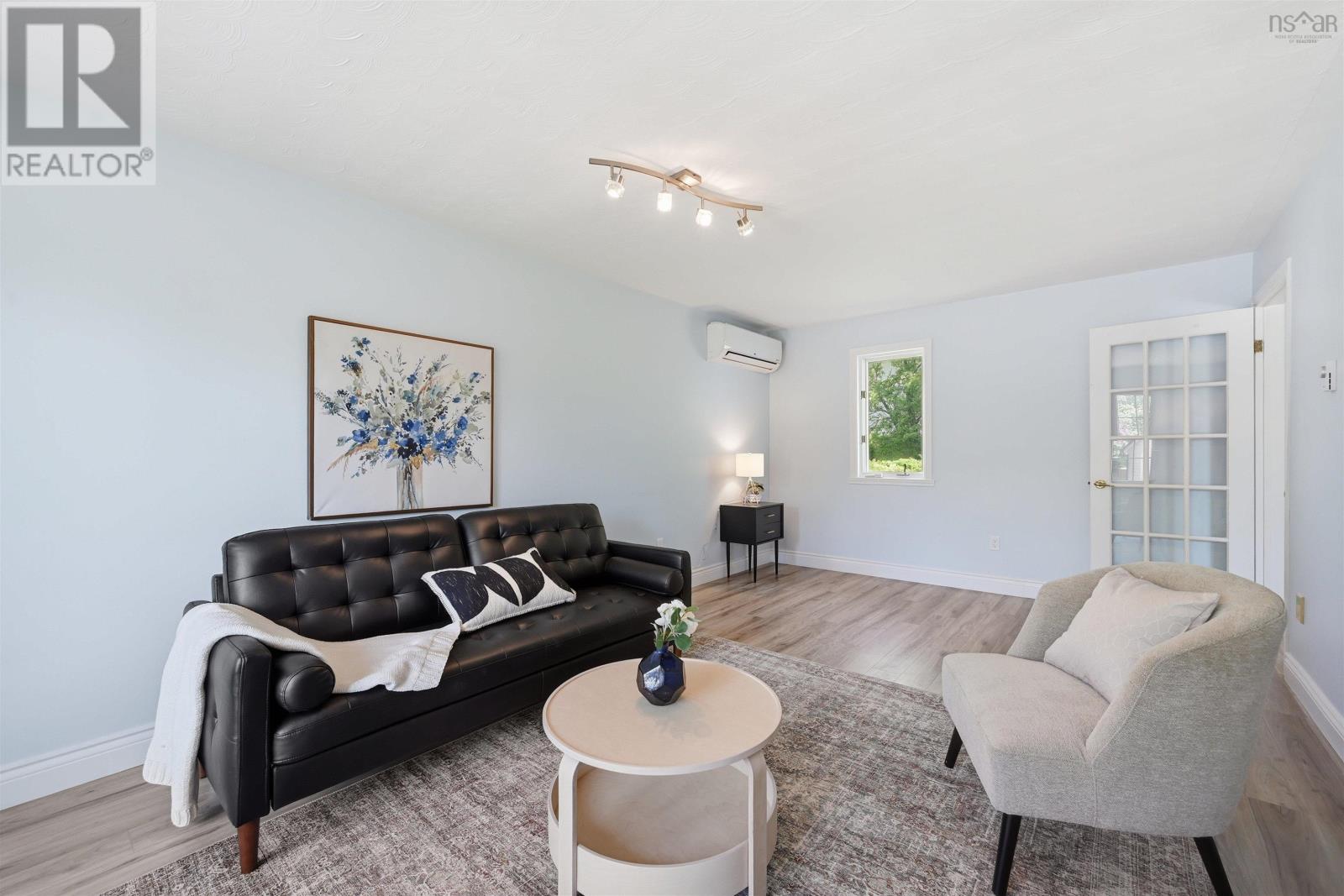 2 Berkley Brae - 17