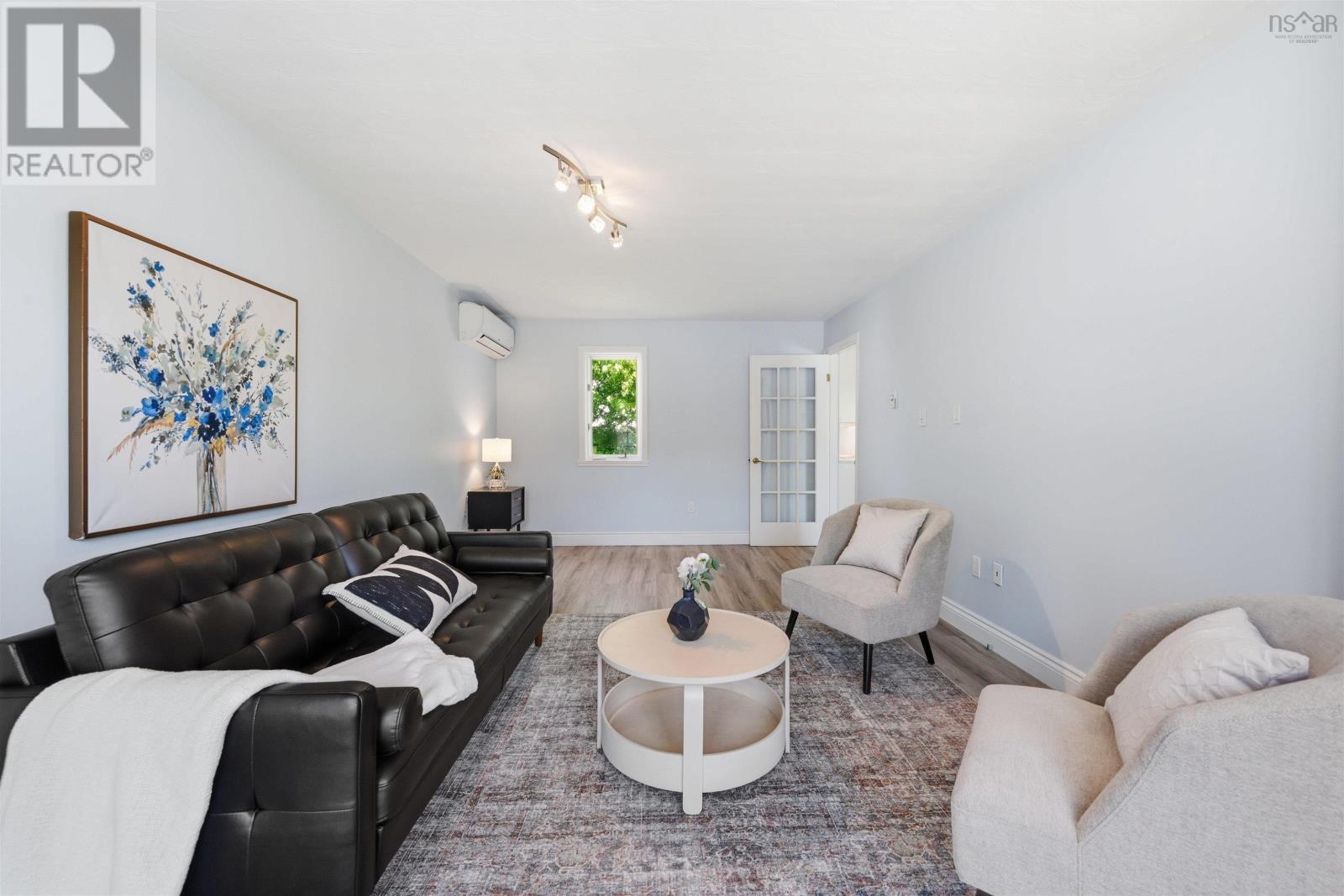 2 Berkley Brae - 16