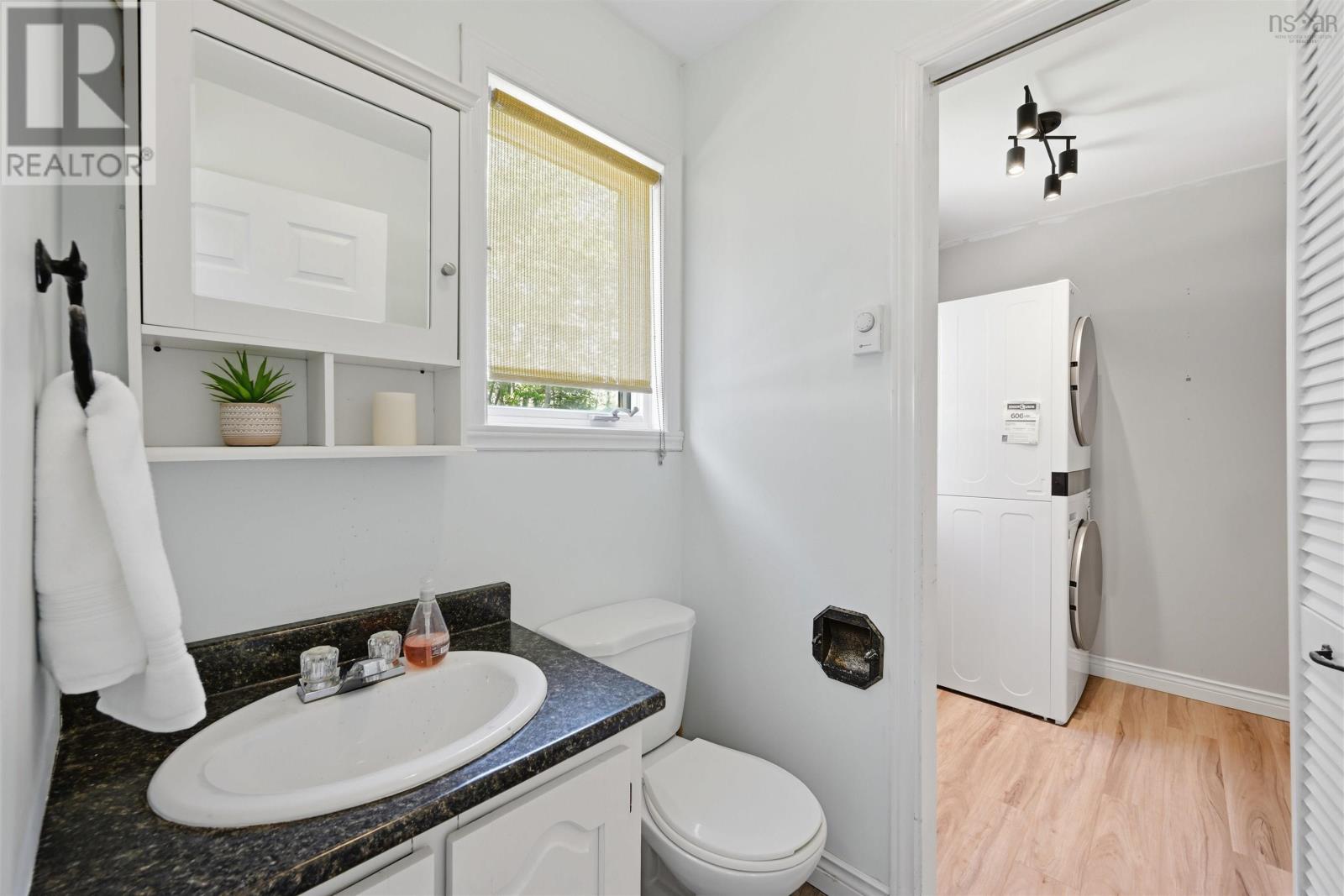 2 Berkley Brae - 19