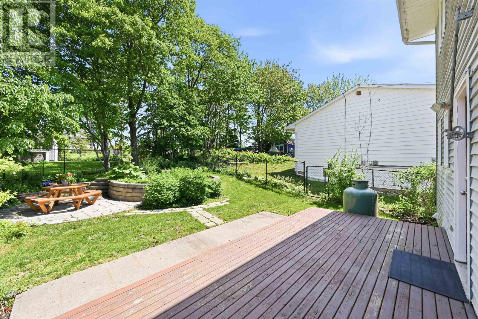2 Berkley Brae - 41