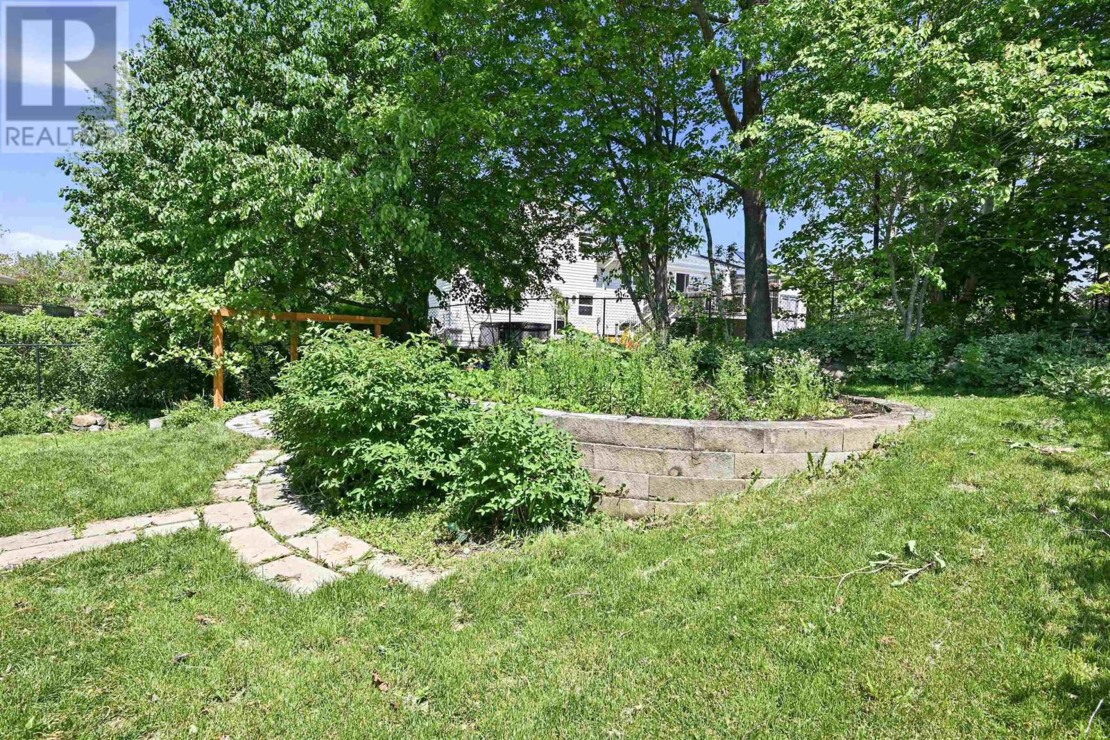 2 Berkley Brae - 39