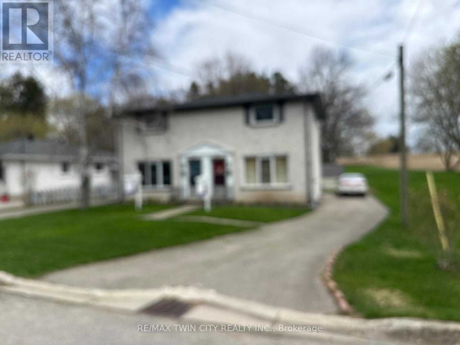 85 ELM STREET - 1