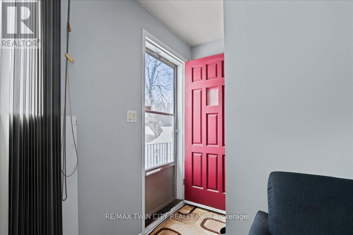85 ELM STREET - 3
