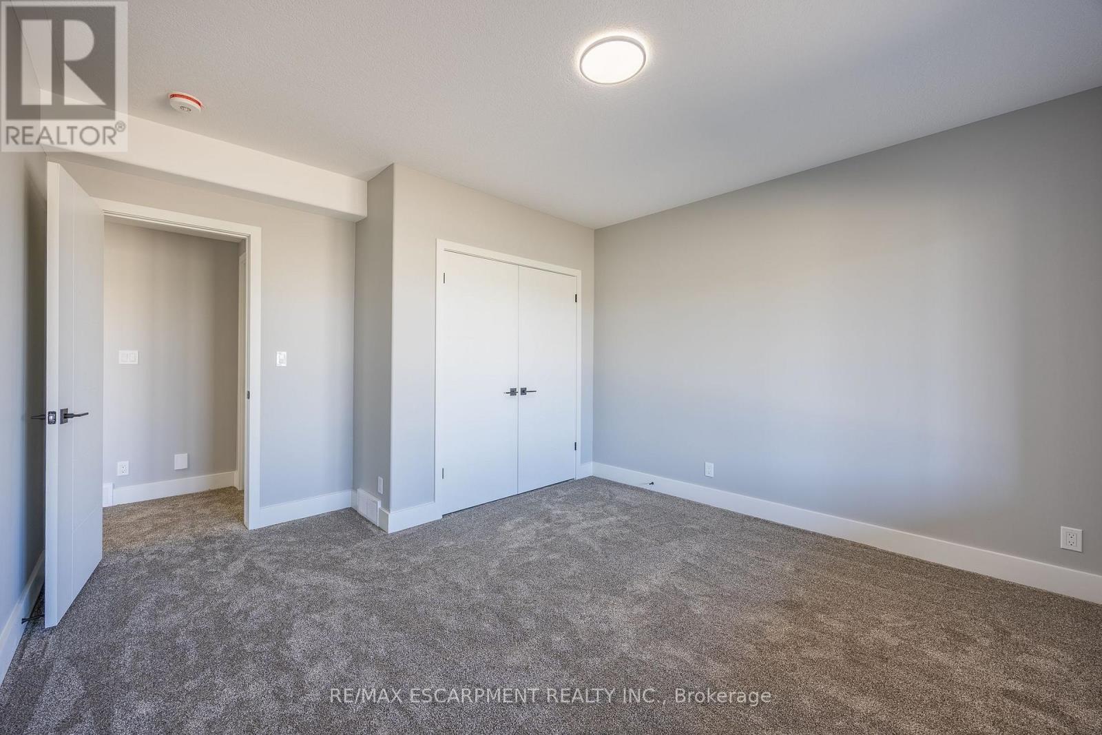 34 ANDREW AVENUE - 28