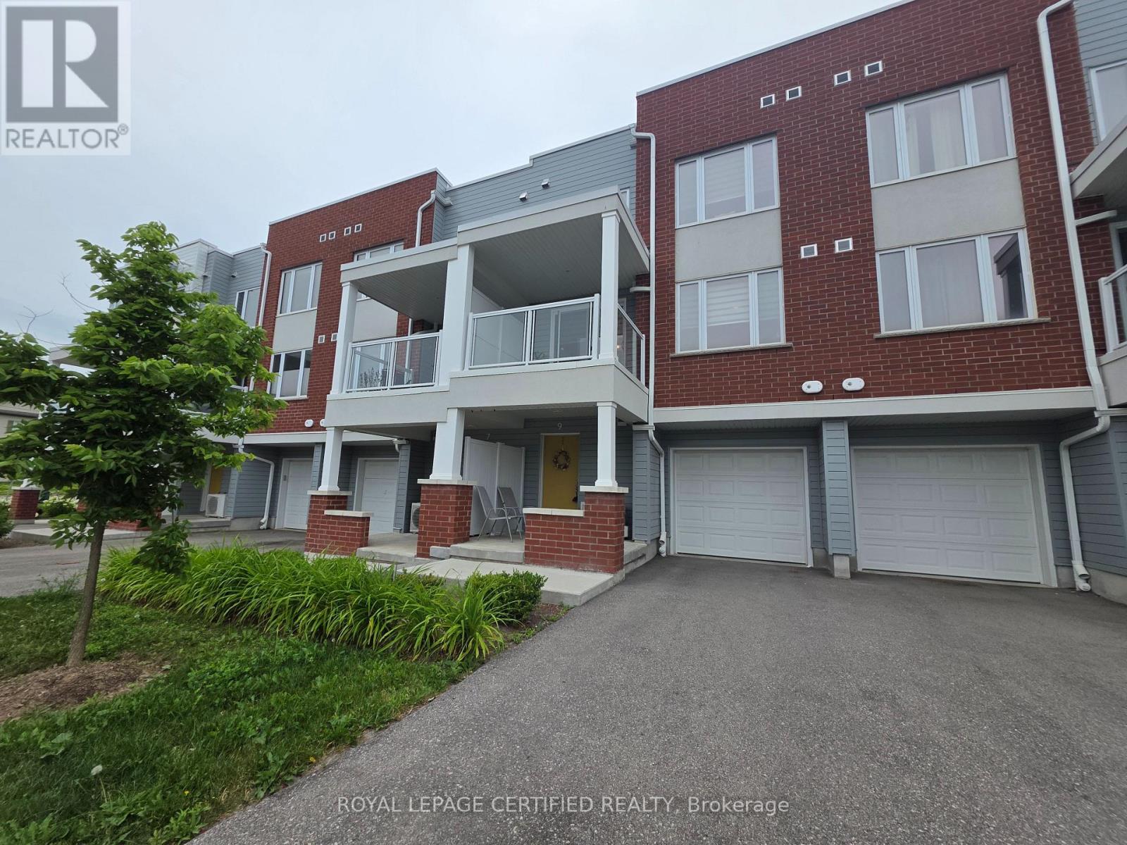 9 VALENCIA AVENUE — photo 2