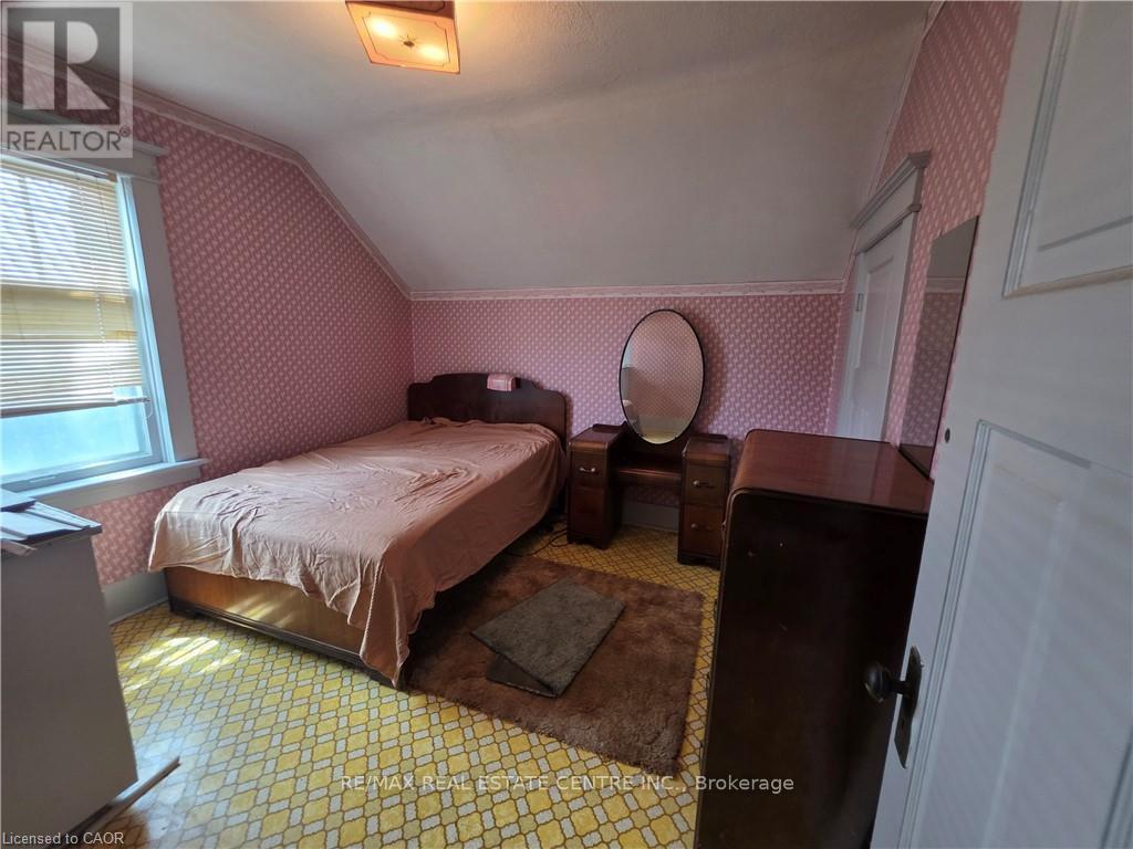 20 FAIRVIEW AVENUE - Image 24