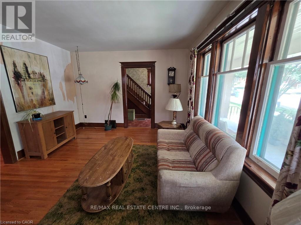20 FAIRVIEW AVENUE - Image 7