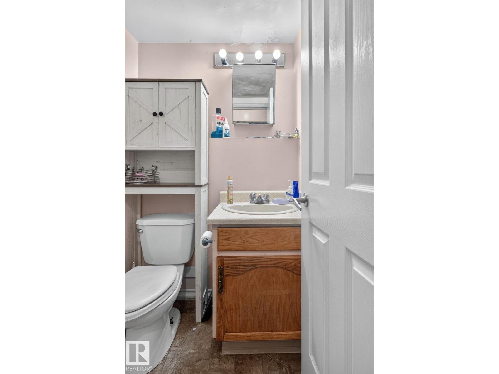 8316 157 AV NW - 20