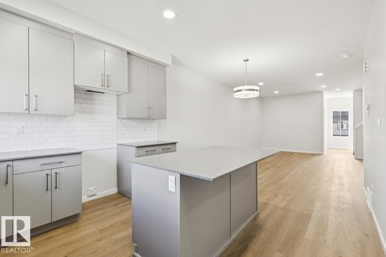 319 EDGEMONT DR NW - 14