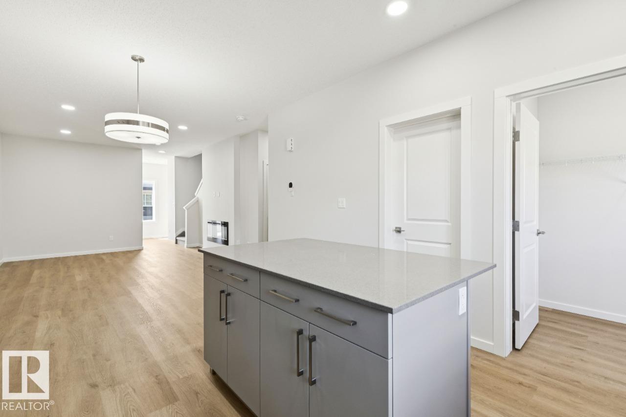 319 EDGEMONT DR NW - 15