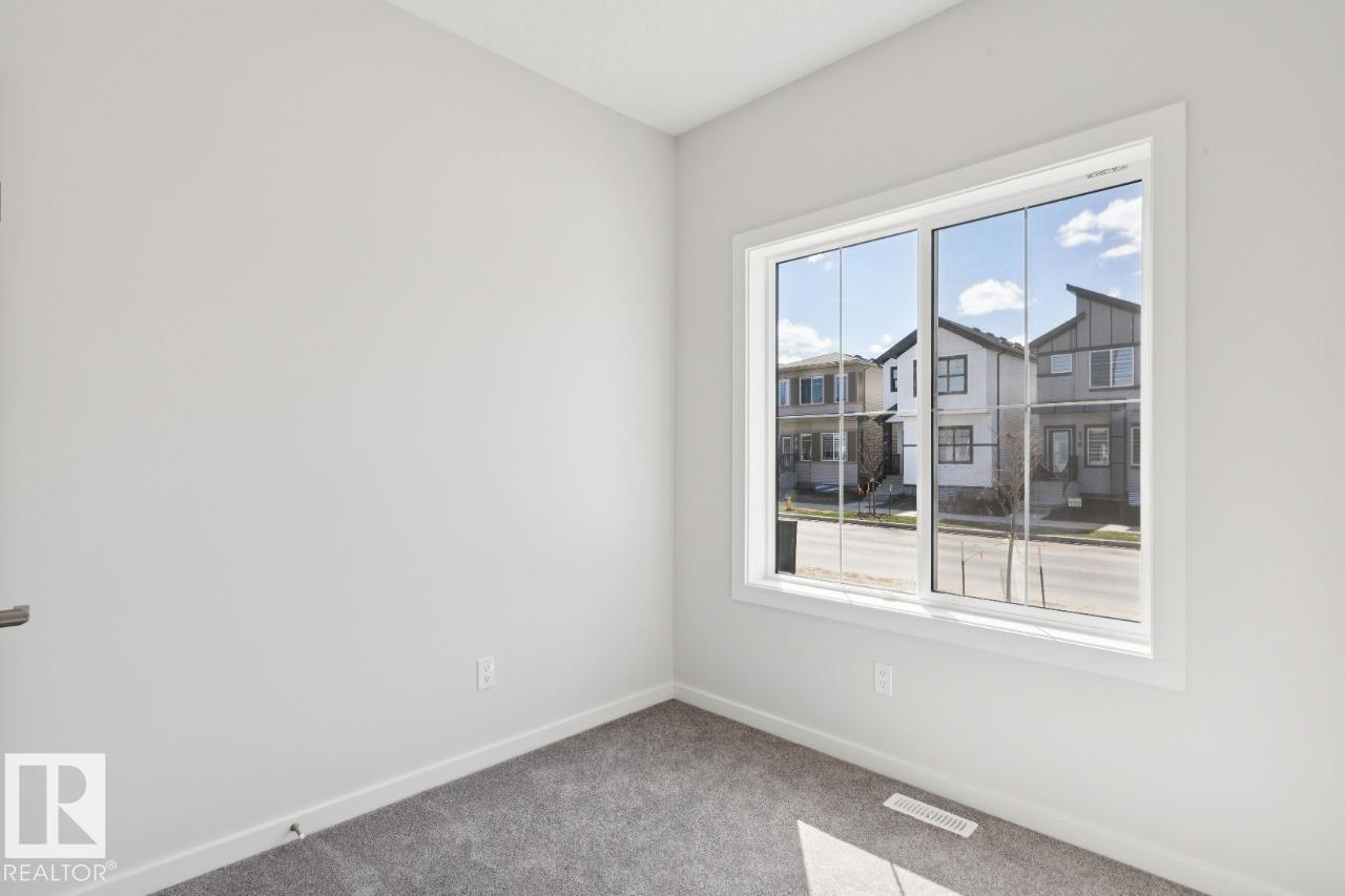 319 EDGEMONT DR NW - 4