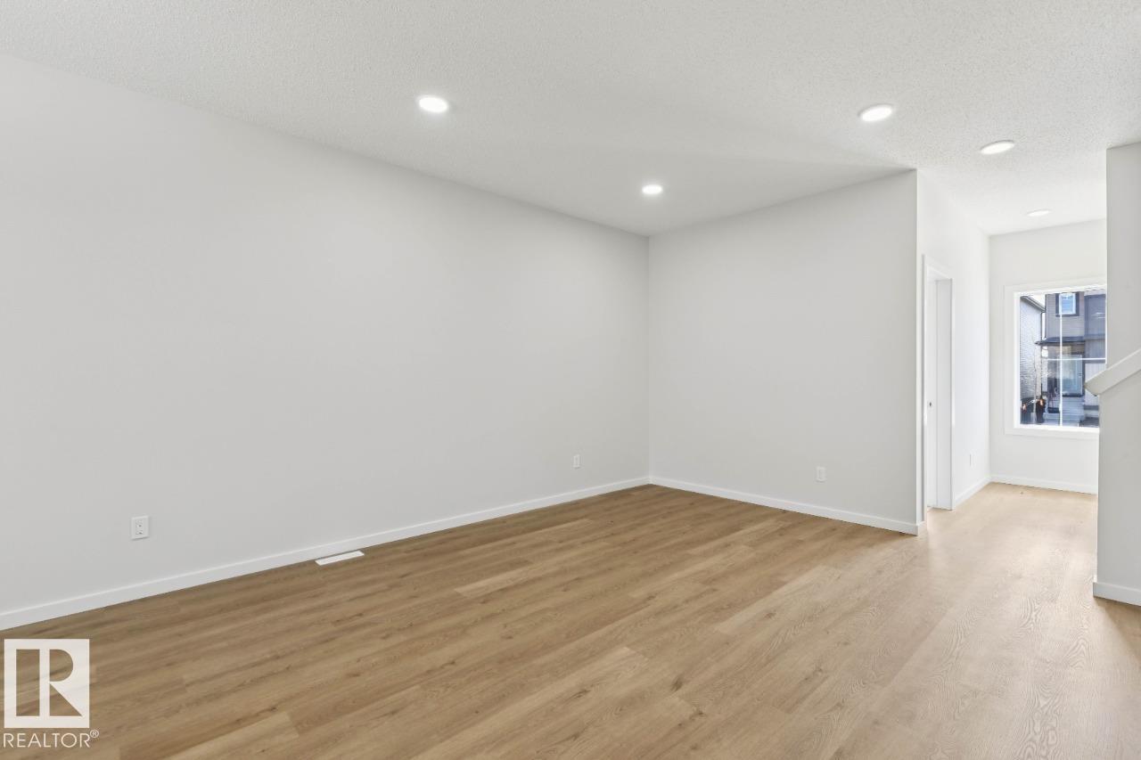 319 EDGEMONT DR NW - 8