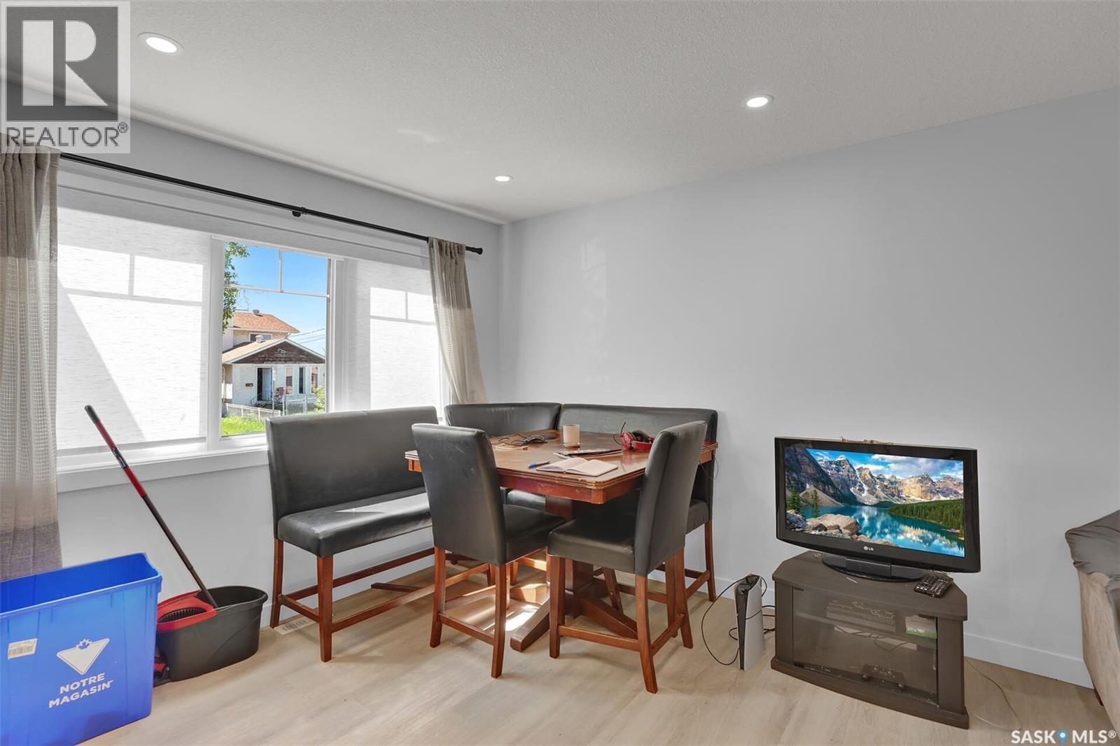 2031 Francis STREET - photo 5