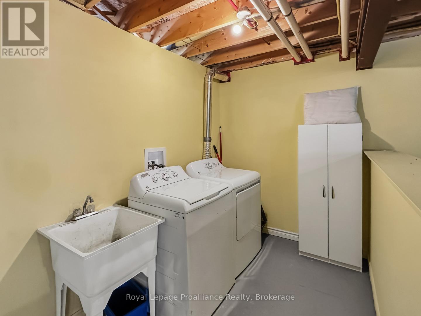 8 TESSA BOULEVARD - 30
