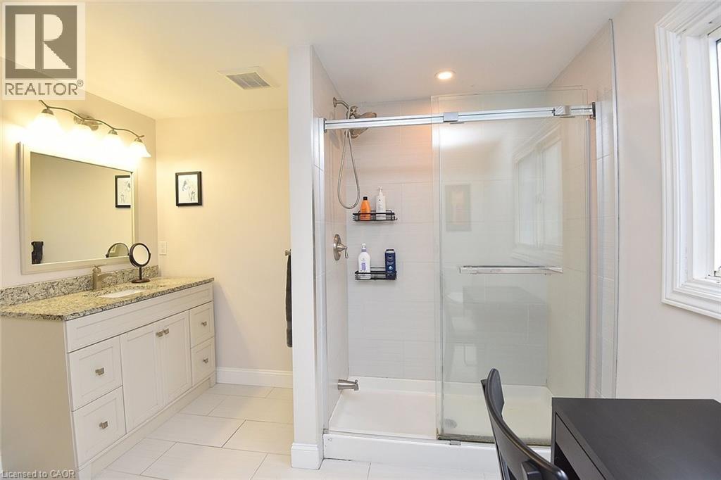 75 JOSEPHINE Drive - 26
