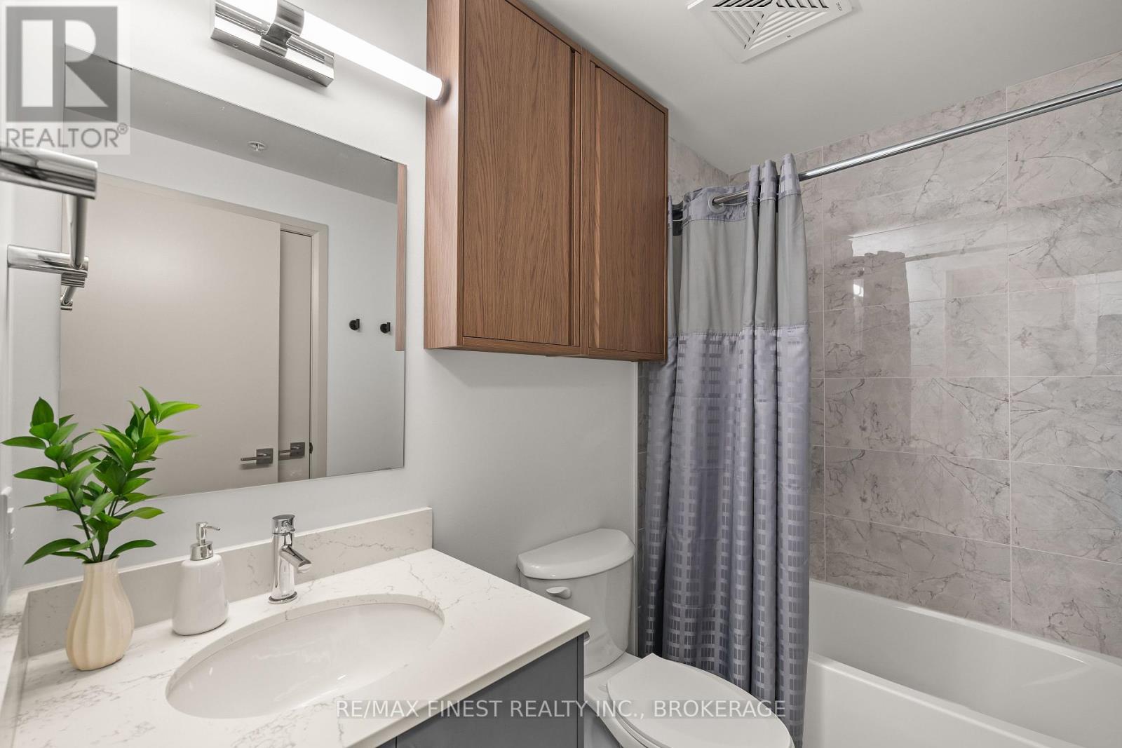 #614 223 PRINCESS STREET - Image 14