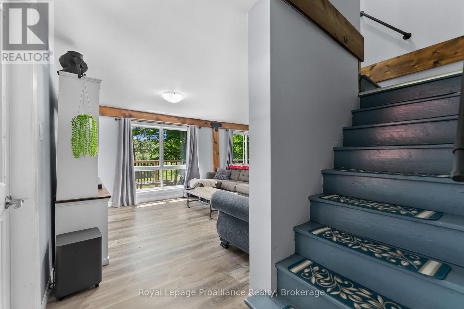 3432 SIBERIA ROAD - 9