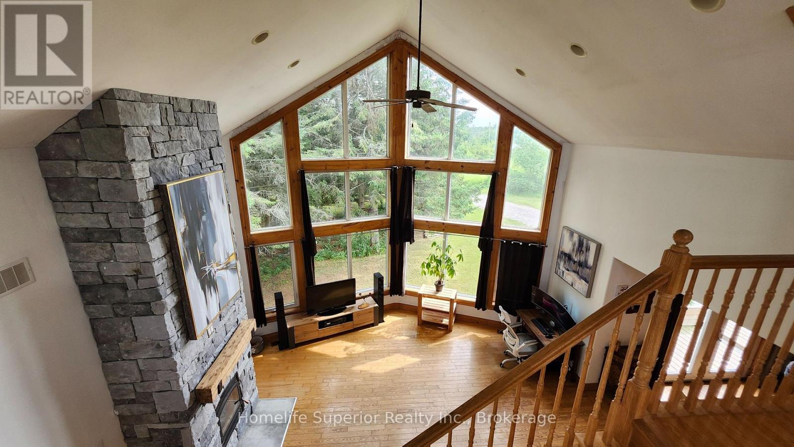 32 WILDROSE CIRCLE - 11