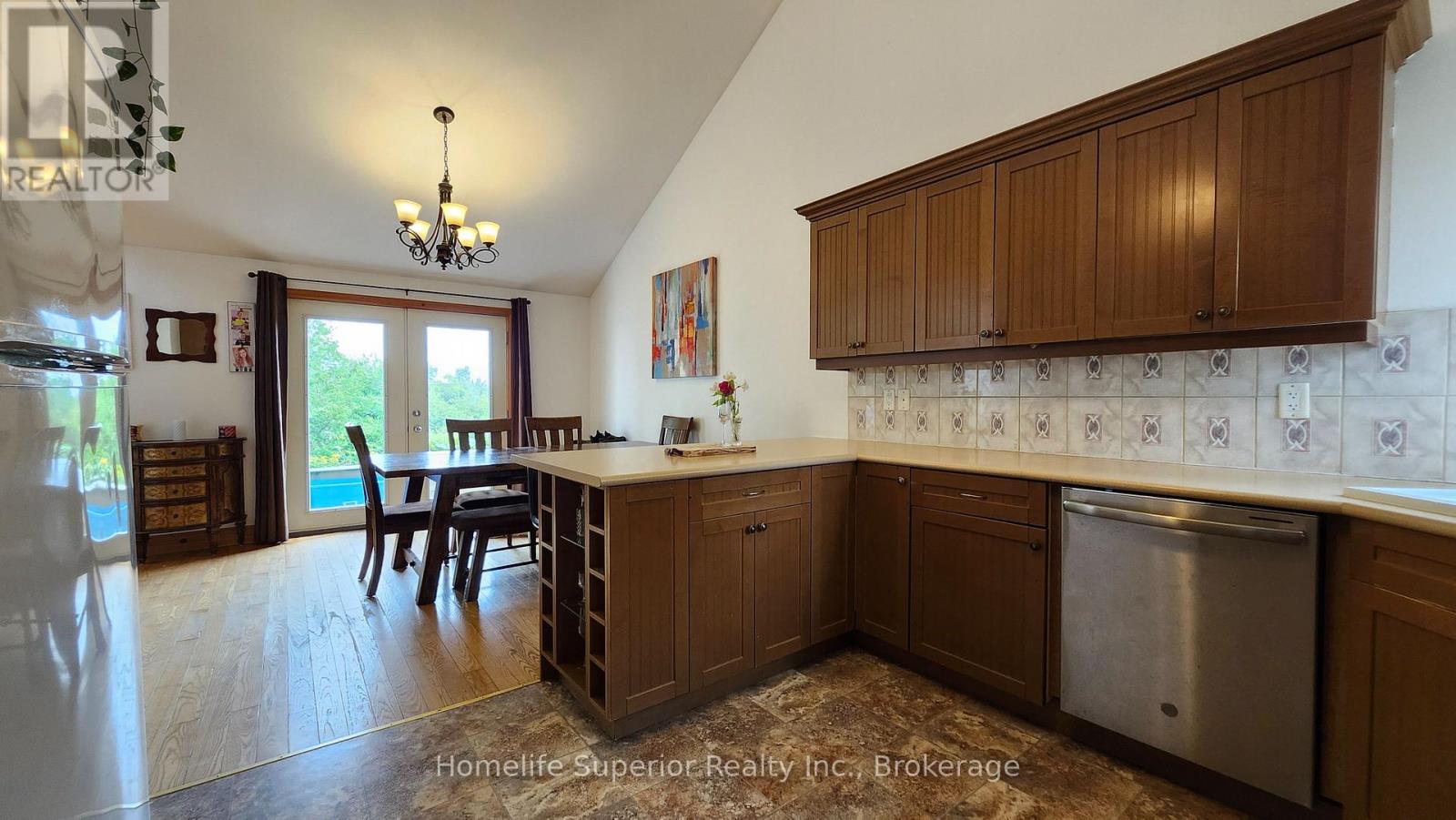 32 WILDROSE CIRCLE - 18