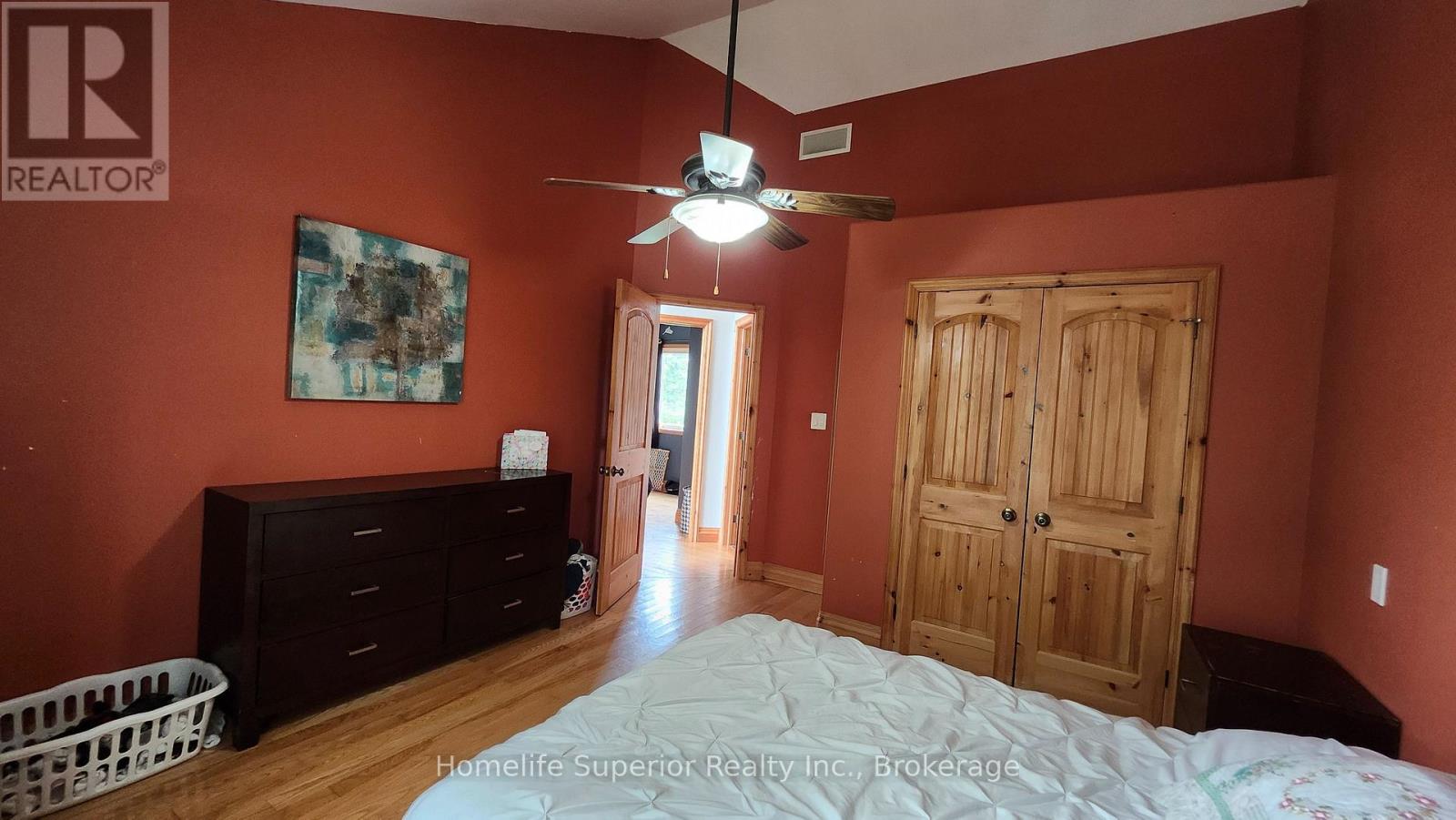 32 WILDROSE CIRCLE - 28