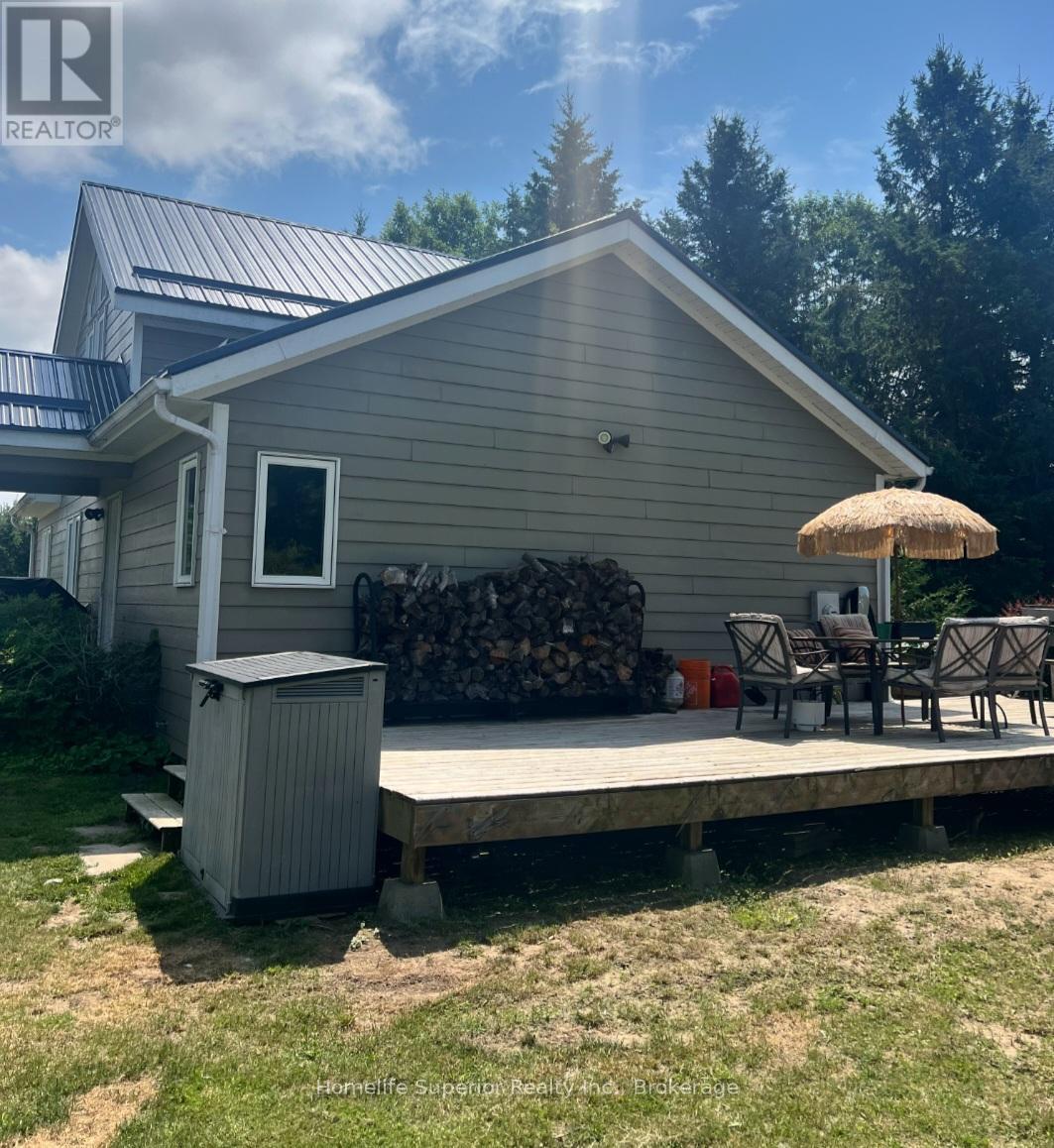 32 WILDROSE CIRCLE - 5