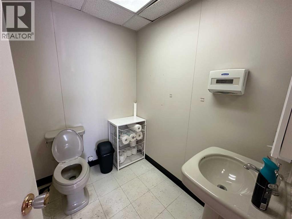 11101 97 Avenue - Photo 14