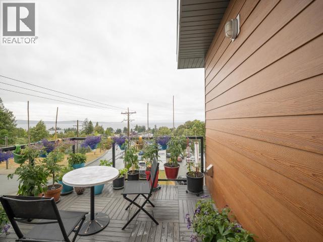 #401 7175 DUNCAN STREET - 10