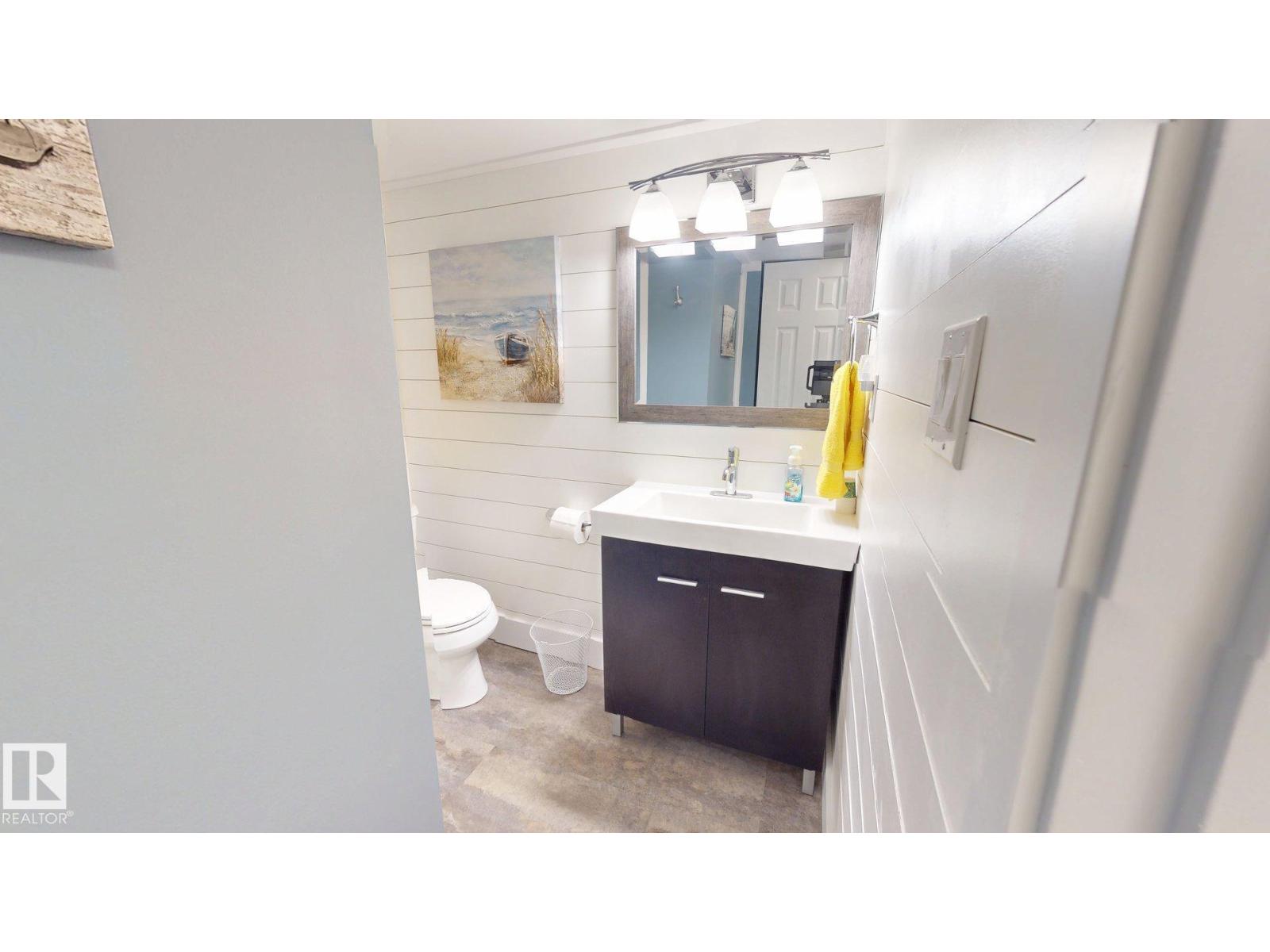 15627 83 AV NW - 20