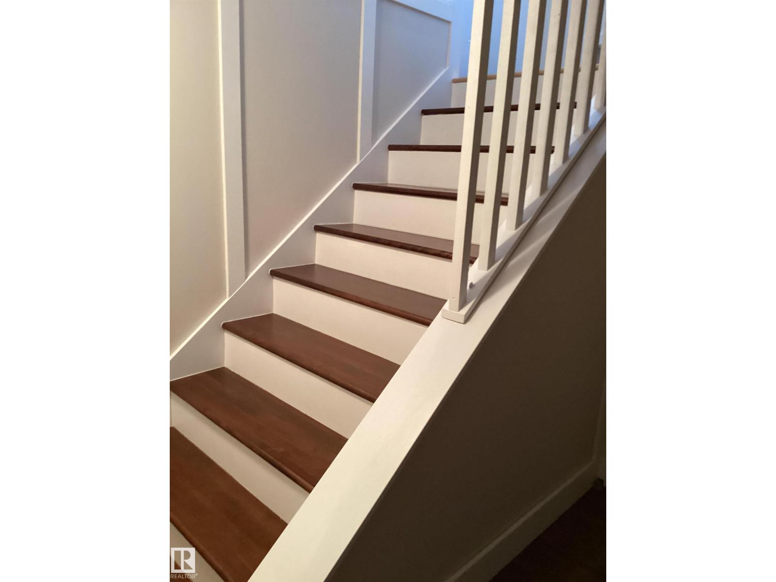 15627 83 AV NW - 13