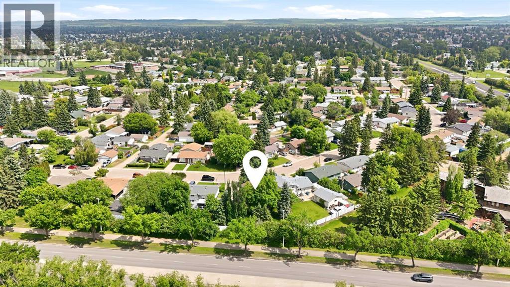 12 Malcolm Crescent — photo 41