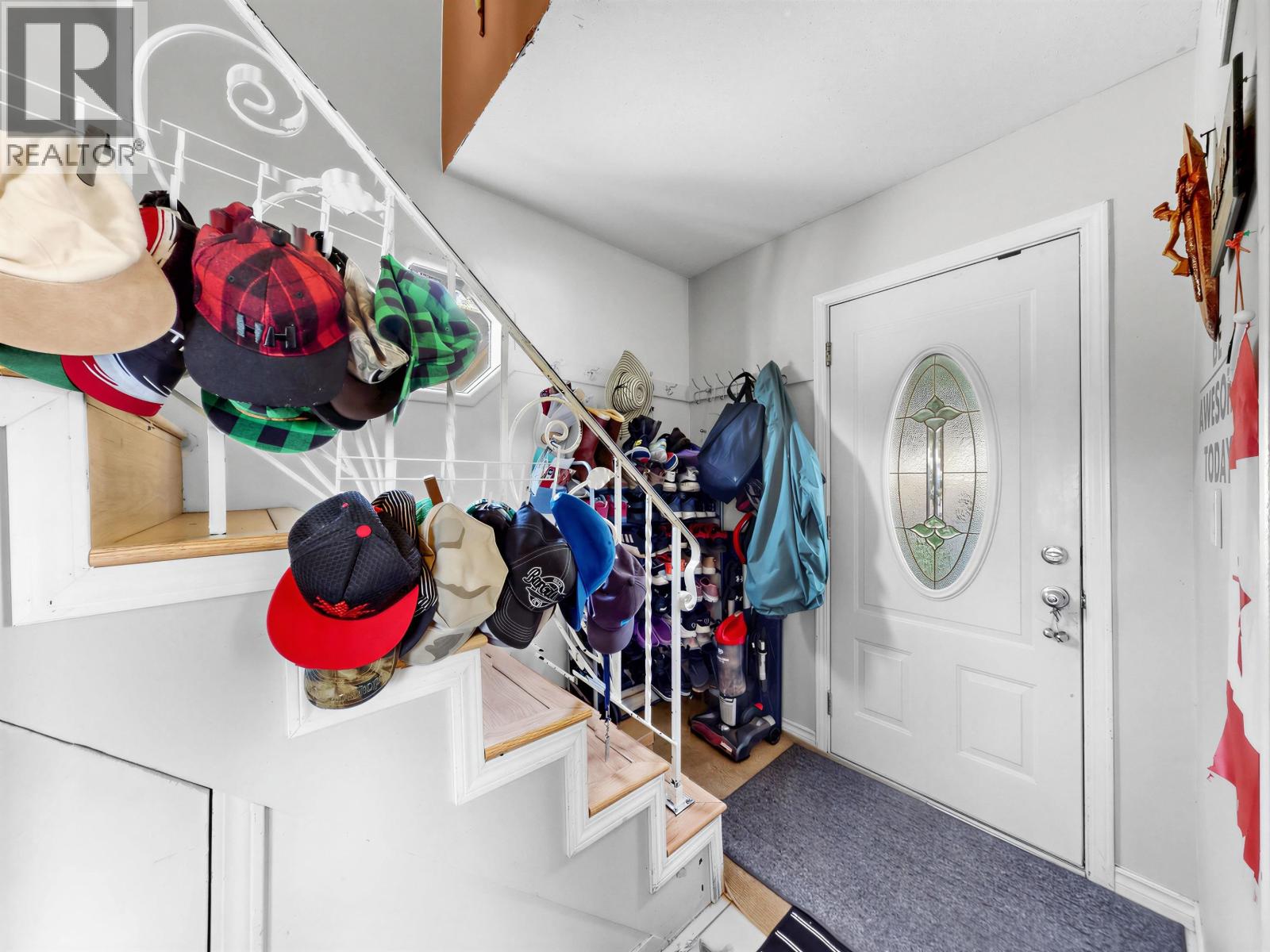 Thumbnail 32