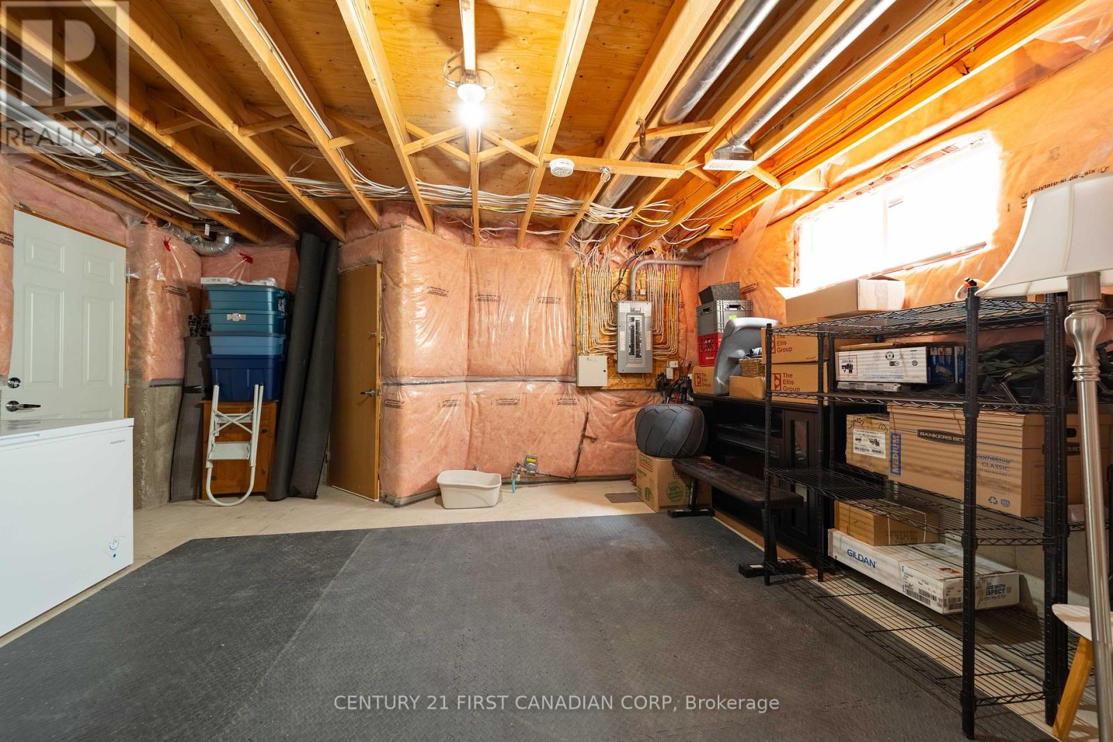 1287 NICOLE AVENUE - 19