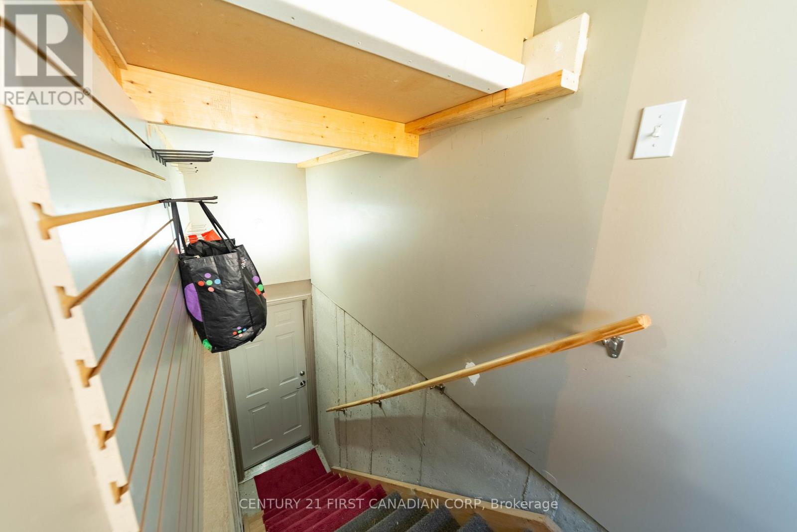 1287 NICOLE AVENUE - 23
