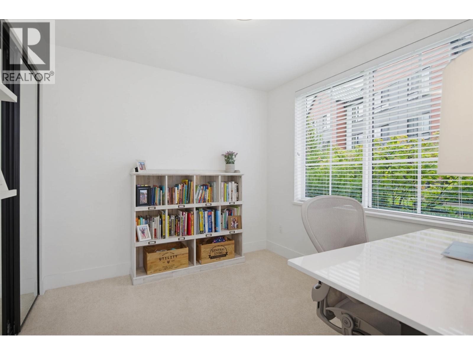 38006 FAIRWATER PLACE, Squamish
